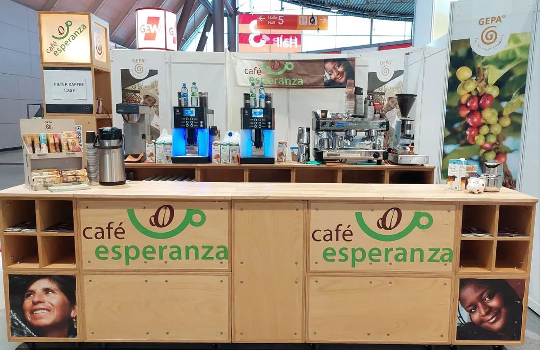 café esperanza Bar auf einer Messe